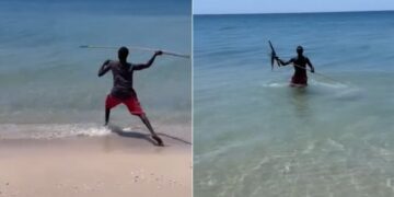 Fishing Viral Video: A Man Hunting A Fish By Throwing A Spear In A Strange Way