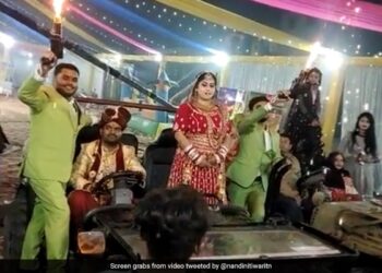 Bride Groom Grand Entry In An Open Jeep With Fireworks Bride Stood Up And Did This Guests Shocked See Viral Video