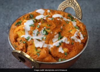 Restaurant Writes Paneer Labrador Instead Of Lababdar Leaves Internet In Splits Old Pic Resurfaces On Internet