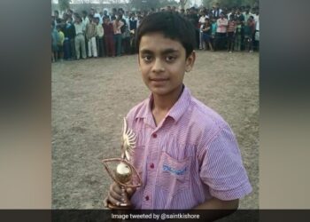 What Is The Name Of This Player With The Trophy In His Hand, Recently Brought Glory To The Country In ODIs