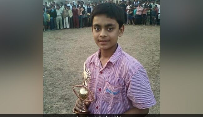 What Is The Name Of This Player With The Trophy In His Hand, Recently Brought Glory To The Country In ODIs