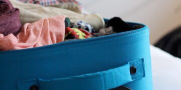 Daughter Special Demand To Father As She Returns Home From Hostel After 5 Months Leaves People In Splits See Viral Post – हॉस्टल से 5 महीने बाद घर आ रही थी बेटी, पापा से की ऐसी डिमांड, जानकर लोगों ने पकड़ लिया सिर, बोले