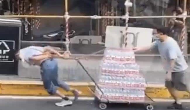 The Person Who Helps Others Is The Most Brave, This Video Gives Us The Same Message