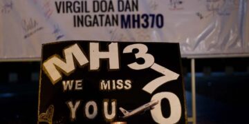 If Malaysian Airlines Flight MH370 Was Downed By Pilot Newly Found Debris Adds New Clues To Mystery – रहस्यमय तरीके से गायब हुई मलेशियाई एयरलाइन की फ्लाइट MH370 को क्या पायलट ने डुबोया? मलबे की खोज से उठे सवाल