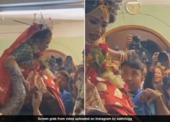 Boys Lifted The Bride In Her Lap Then Bride Hold Boy Hair Tightly In Such A Way And Pulled It Out See Funny Wedding Video