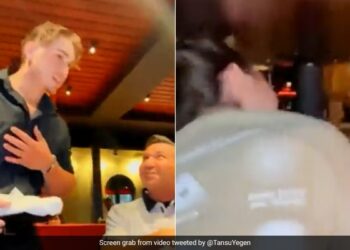 Father Said To The Waiter – My Daughter Likes You, Shyly The Daughter Entered Inside The Table, 10 Lakh People Watched The Video – पिता ने वेटर से कहा