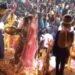 Shocking Video Shows A Wedding Ceremony: Bride Performing The Groom Aarti In Jaimala Guests Slapping Each Other