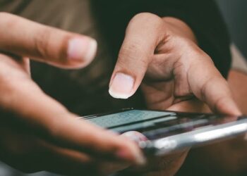 First SMS Was Sent 30 Years Ago On December 3, This Was The Message