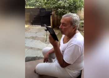 Funny Viral Video: Google Failed In Front Of A Question Of An Elderly Person