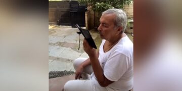 Funny Viral Video: Google Failed In Front Of A Question Of An Elderly Person