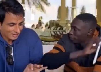 By Pushing Sonu Sood, Khaby Lame Took Out The Straw From The Juice Glass And Kept It In His Glass