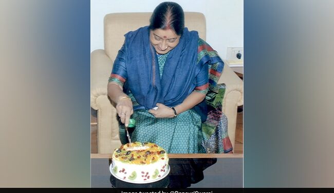 Sushma Swaraj Birth Anniversary Daughter Bansuri Shares Heartfelt Note And Throwback Photo – सुषमा स्वराज की जयंती पर बेटी ने कुछ इस तरह किया याद, कहा