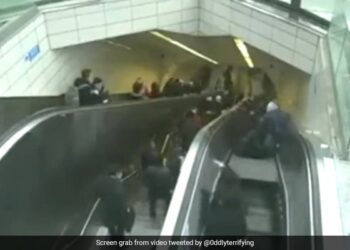 Horrific Lift Accident: Turkey Old Video Of Man Being Swallowed By Escalator After Falling In Gap