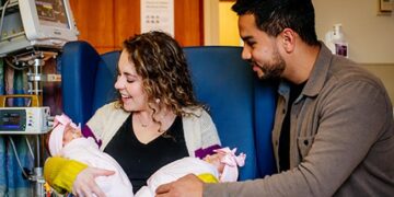 OMG: American Woman Surprised Everyone By Giving Birth To Twins Twice In 13 Months Ndtv Hindi Ndtv India