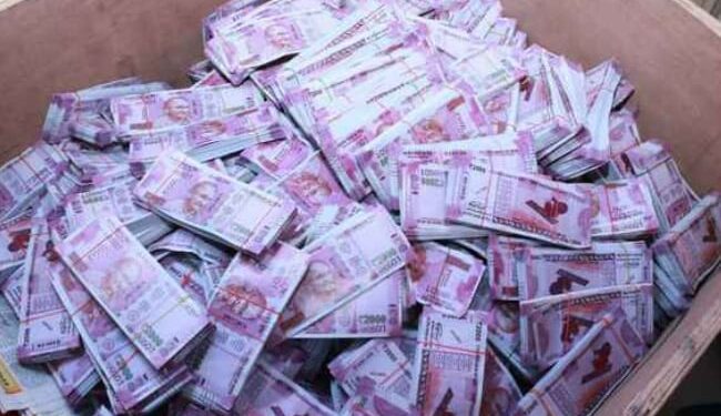 लॉटरी ने एक झटके में बदल दी किस्मत! बना 6000 करोड़ रुपये से अधिक का मालिक