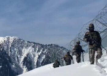 May The Glory Of The Tricolor Always Remain Intact, So Soldiers Protect Us By Standing In The Snow Day And Night Ndtv Hindi Ndtv India