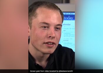 Elon Musk Old Interview From 1998 Describing The Internet Goes Viral. Tesla Chief Reacts Watch After Video Of His Old Interview