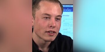 Elon Musk Old Interview From 1998 Describing The Internet Goes Viral. Tesla Chief Reacts Watch After Video Of His Old Interview