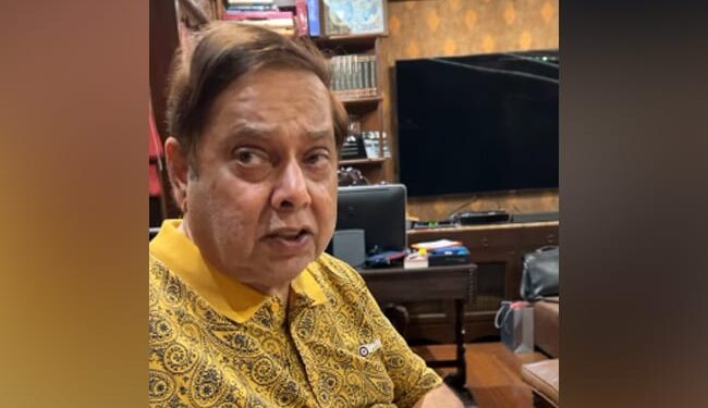 वरुण धवन ने पापा के लिए बनाया स्पेशल हलवा, खाने के बाद डेविड धवन ने दिया मज़ेेदार जवाब