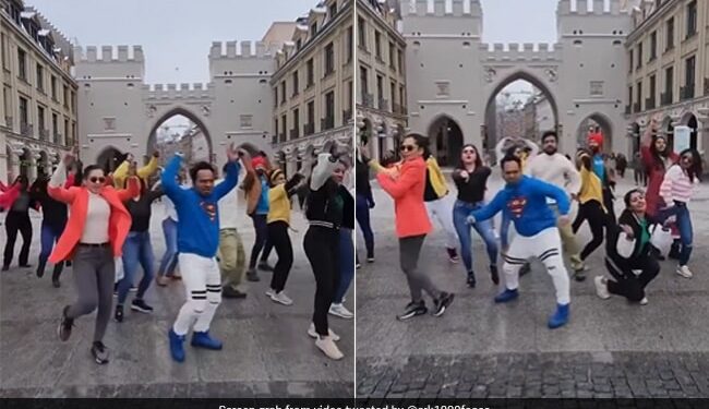 Shahrukh Khan Fans In Germany Dances To Jhoome Jo Pathaan On Road In Chilly Weather Actor Responds – कड़ाके की ठंड में पठान का जोश, जर्मनी के लोगों ने बीच सड़क पर झूमे जो पठान पर किया जबरदस्त डांस, शाहरुख खान बोले