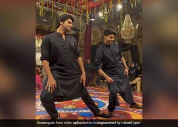 VIRAL VIDEO: Dance Of These Boys Of Pakistan Shadowed On Social Media, Performed Tremendous Dance On Song Oo Antawa Of Film Pushpa – पाकिस्तानी लड़कों ने ऊ अंटावा गाने पर किया जबरदस्त डांस, लोगों ने कहा