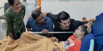 Mega Power Star Ram Charan Met His Special Fan, Social Media Is Getting Applauded Ndtv Hindi Ndtv India