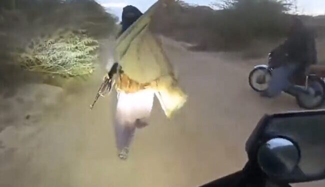 Mobile And Money Looted From A Person At Gunpoint, IPS Said – Pakistani Technique Of Toll Tax Ndtv Hindi Ndtv India – बंदूक की नोक पर शख्स से मोबाइल और पैसे लूट लिए, IPS ने कहा