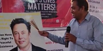 Elon Musks Fans Worshiped Him Like This, Watching The Video People Said – You Have Become God – एलन मस्क के प्रशंसकों ने इस तरह की उनकी पूजा, वीडियो देख लोग बोले