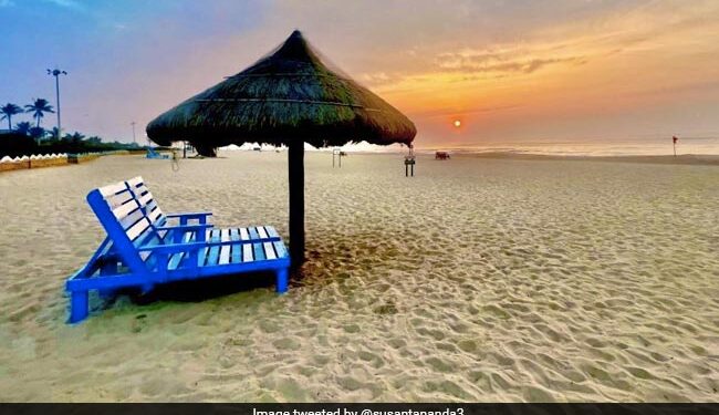 One Of Indias Cleanest Beaches: IFS Officer Susanta Nanda Shares Magnificent Breathtaking Images Of Odishas Golden Beach