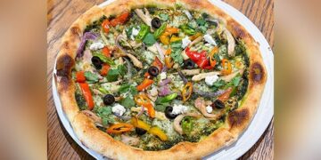 A Dog Reached Pigs Pizza Party, Funny Video Will Make You Smile Ndtv Hindi Ndtv India