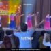 Father Enacts Dance Steps For Daughter During Dance Performance At School Function IPS Officer Shares Video – स्कूल प्रोग्राम में डांस करते हुए स्टेप्स भूल गई बेटी, तो दूर बैठे पापा ने ऐसे सिखाया डांस, लोग बोले