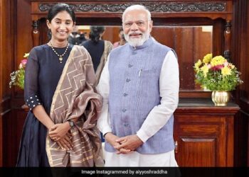 PM Modi Said Aiyo On Meeting Comedian Ayyo Shraddha, Users Said – Proud Of You! Ndtv Hindi Ndtv India – कॉमेडियन अय्यो श्रद्धा से मुलाकात पर पीएम मोदी ने कहा अय्यो, यूज़र्स ने कहा