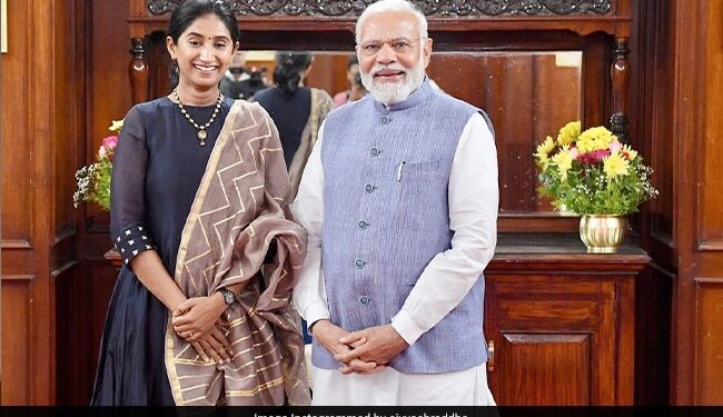 PM Modi Said Aiyo On Meeting Comedian Ayyo Shraddha, Users Said – Proud Of You! Ndtv Hindi Ndtv India – कॉमेडियन अय्यो श्रद्धा से मुलाकात पर पीएम मोदी ने कहा अय्यो, यूज़र्स ने कहा
