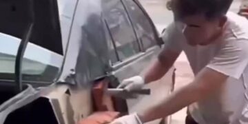 Real Jugaad: Man Repairs Damaged Car With Bricks, Man Repair Car With Bricks And Cement People Shocked After Seeing This Jugaad VIDEO