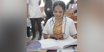 Dulhan Exam Hall Video: Bride Gave Her Exam In Her Wedding Lehenga, Kerala Bride Attends Physiotherapy Practical Exam Wearing Lab Coat Over Wedding Attire
