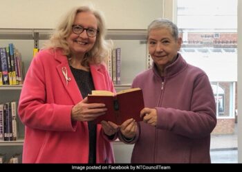 Took A Book From The Library At The Age Of 14, The Woman Returned It After 56 Years, Had To Pay A Fine Of 1.7 Lakhs Ndtv Hindi Ndtv India