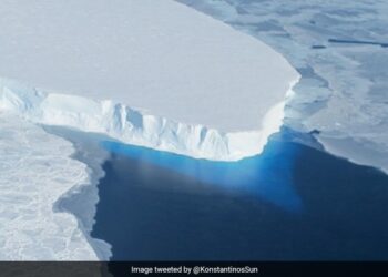 Ntarctica Ice Melt: Close Up View Of Snow Melting Under Antarcticas Doomsday Glacier, Giant Thwaites Glacier Melting Fast, Scientists Warn, Catastrophe May Come