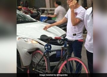 The Bicycle Hit The Car In Such A Way That The Testicles Flew Away, Harsh Goenka Said – The Tire Is Strong Ndtv Hindi Ndtv India – साइकिल ने गाड़ी को मारी ऐसी टक्कर कि परखच्चे उड़ गए, हर्ष गोयनका ने कहा