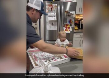 Amazing Reaction Of A Cute Kid Seeing Pizza, People Are Showering Love On Social Media