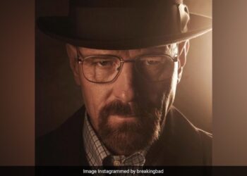 Breaking Bad Character Iconic White Underwear Expected To Fetch 5000 At Auction, White Underwear From Breaking Bad To Be Auctioned For 5000