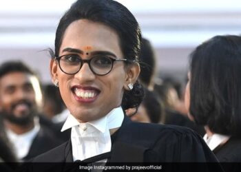 Kerala Got Its First Transgender Lawyer, Many People Including Kerala Law Minister Congratulated