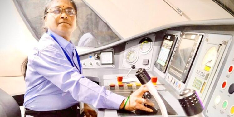 Asias First Woman Train Driver Surekha Yadav Ran Vande Bharat Express, Railway Minister Praised