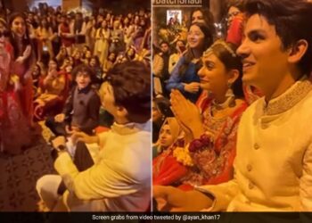 Pakistani Students Get Married In Fake Wedding Organised At Lahore University Campus Internet Has Thoughts – पाकिस्तानी छात्रों ने यूनिवर्सिटी कैंपस में धूमधाम से करवाई दो सीनियर्स की शादी! वायरल Video देख भड़के यूजर्स, बोले