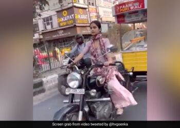 Harsh Goenka Became A Fan Of The Girl Who Sold Golgappas With Bullets, Said – Panipuri Is Excellent! – बुलेट से गोलगप्पे बेचने वाली लड़की के मुरीद हुए हर्ष गोयनका, कहा