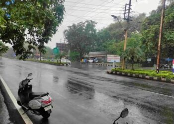 अभी 2 दिन और बारिश के साथ ओलावृष्टि होने की संभावना