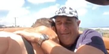 Boy Asked His Girlfriends Father For His Daughters Hand In Such A Way That Everyone Is Getting Emotional After Watching The Video