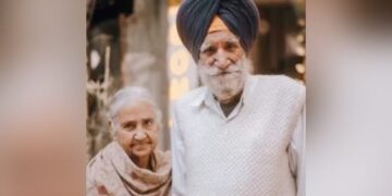 Photographer Asks Elderly Sikh Couple To Pose For Pics Video Viral On Social Media, Their Love For Each Other Will Make You Go Aww