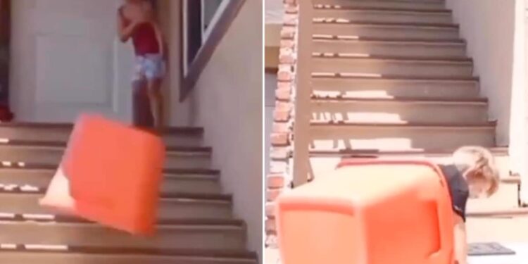Two Kids Playing Dangerous Game In Shocking Viral Video: Kid Locked The Younger Brother In A Basket And Threw Him Down The Stairs, Bachho Ka Viral Video, Kids Viral Video