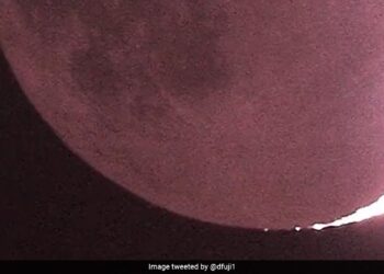 Watch: Japanese Astronomer Captures Meteorite Smashing Into The Moon | Astronomer Captures Meteorite Crashing Into The Moon Surface, See Viral Video