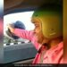 To Save The Lives Of Bike Riders, The Helmet Man Ran The Car At A Speed Of 100, The Video Went Viral